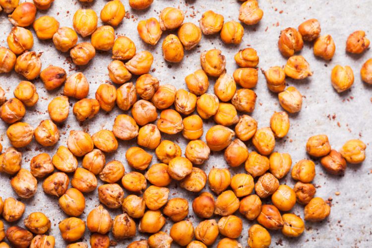How to Make Roasted Chickpeas (Video)